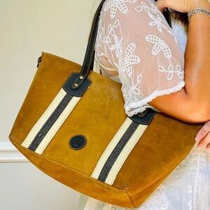 Le Papillon Tote Bag Shoulder Purse 17X10” Rien Tan Lined Travel Work Neutral